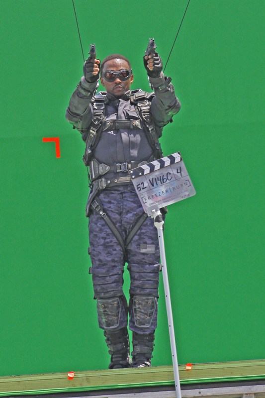 EXCLUSIVE Anthony Mackie, who plays The Falcon, was spotted on the set of "Captain America: Winter Soldier" filming on location in Los Angeles doing his own stunts in front of a giant green screen. Featuring: Anthony Mackie Where: Los Angeles, CA, United States When: 01 May 2013 Credit: Shinn/JFXimages/Wenn.com