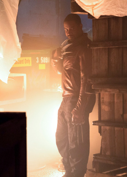 Arrow8
