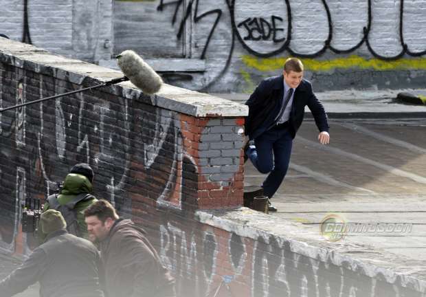 Ben Mckenzie on the set of Gotham