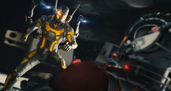 ant-man_battaglia_calabrone