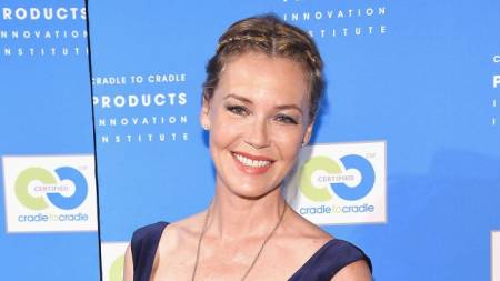 Connie nielsen