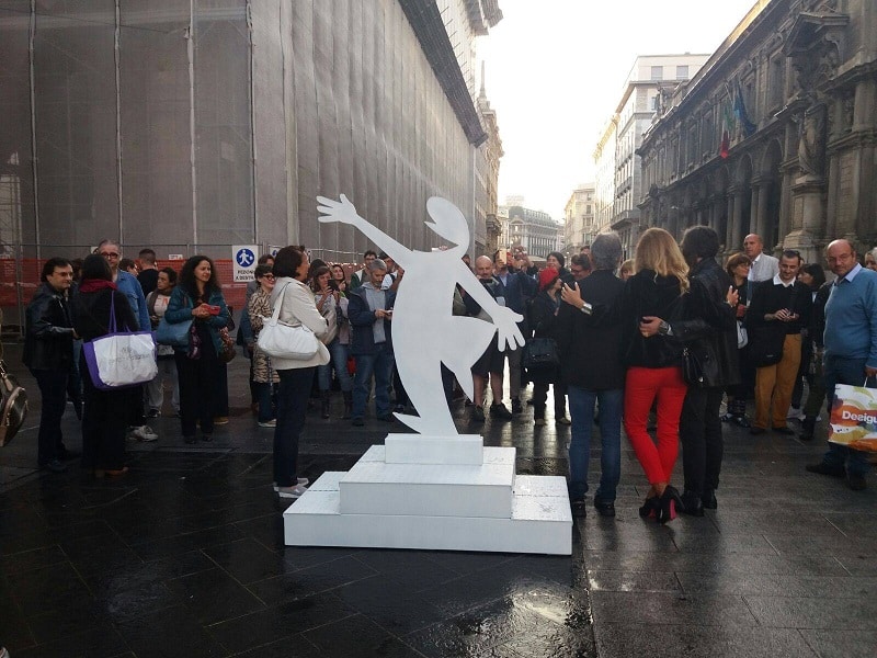 La statua della Linea che troverà collocazione al Museo del fumetto di Milano