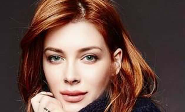 Elena Satine