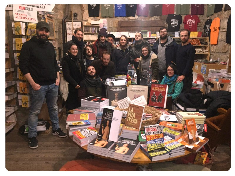 la prima redazione di Capek al completo