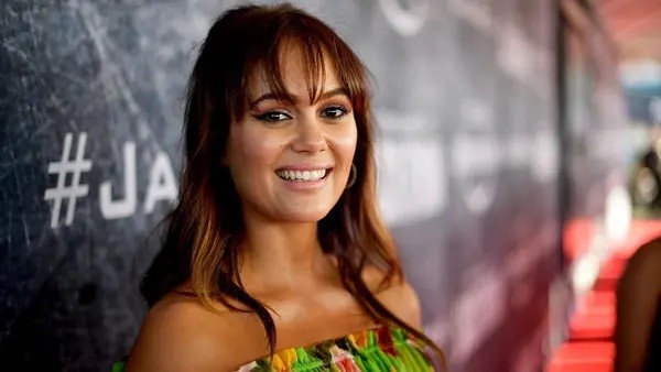 Dinahshihabi